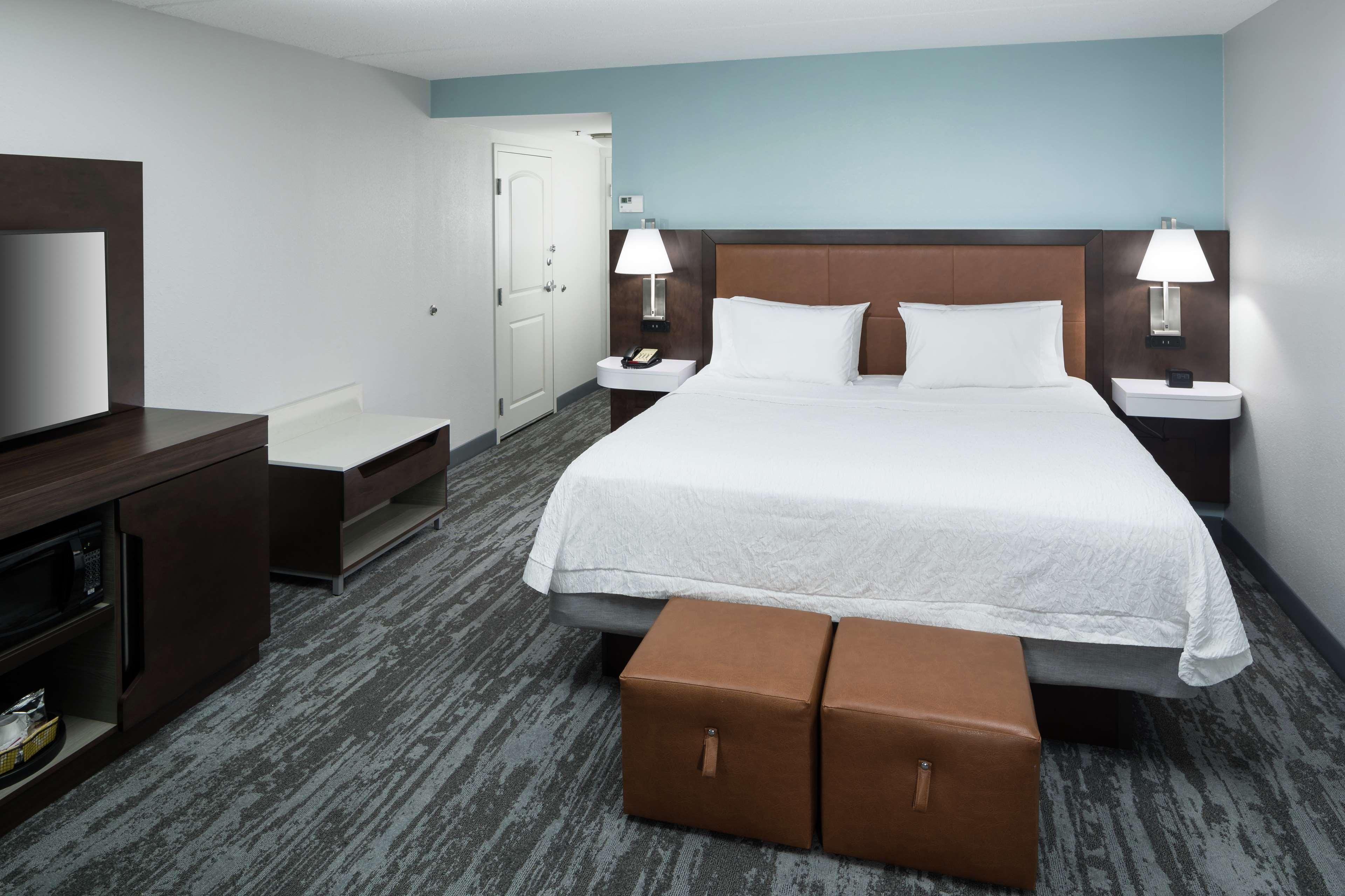 Hampton Inn & Suites Panama City Beach-Pier Park Area Exterior photo