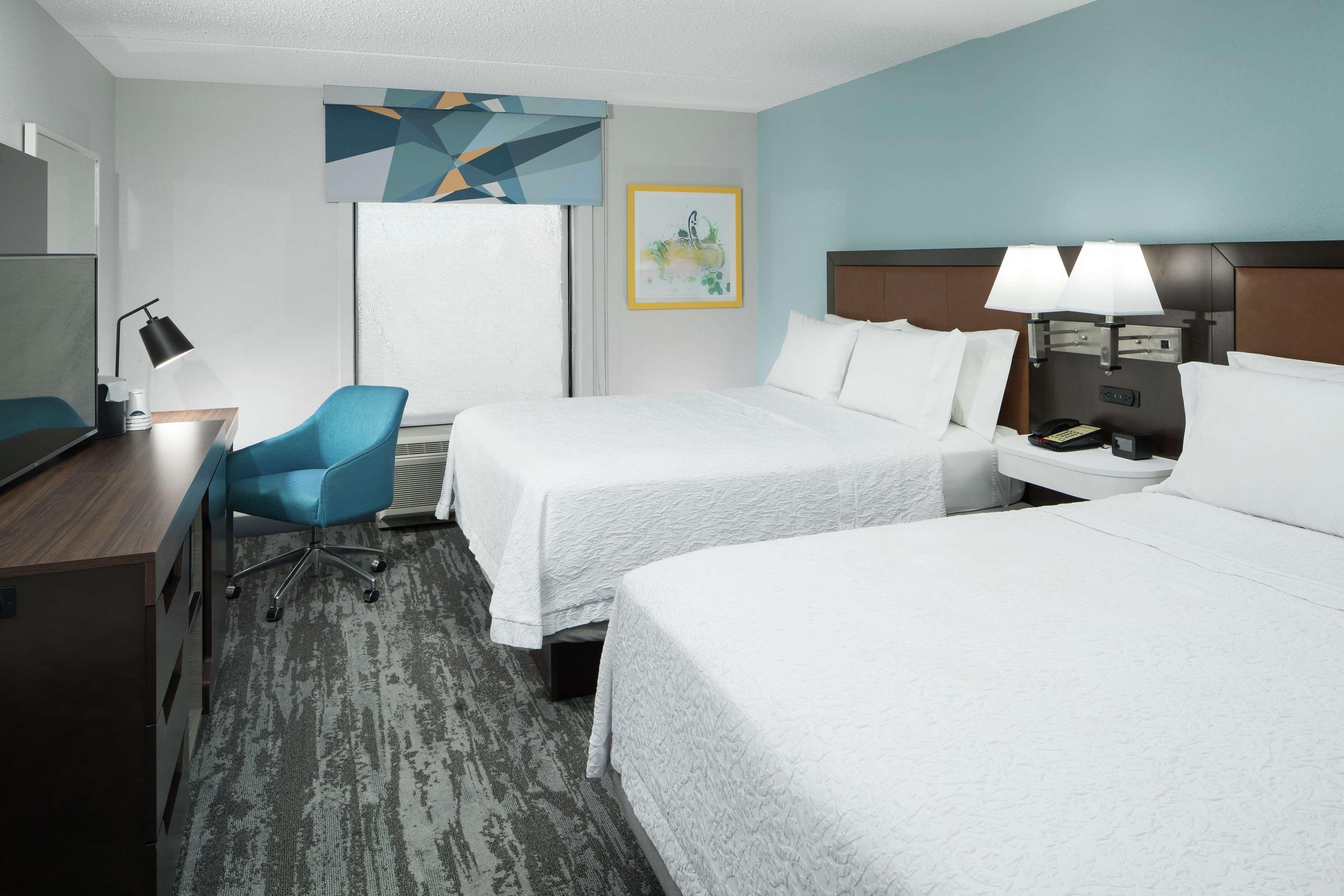 Hampton Inn & Suites Panama City Beach-Pier Park Area Exterior photo