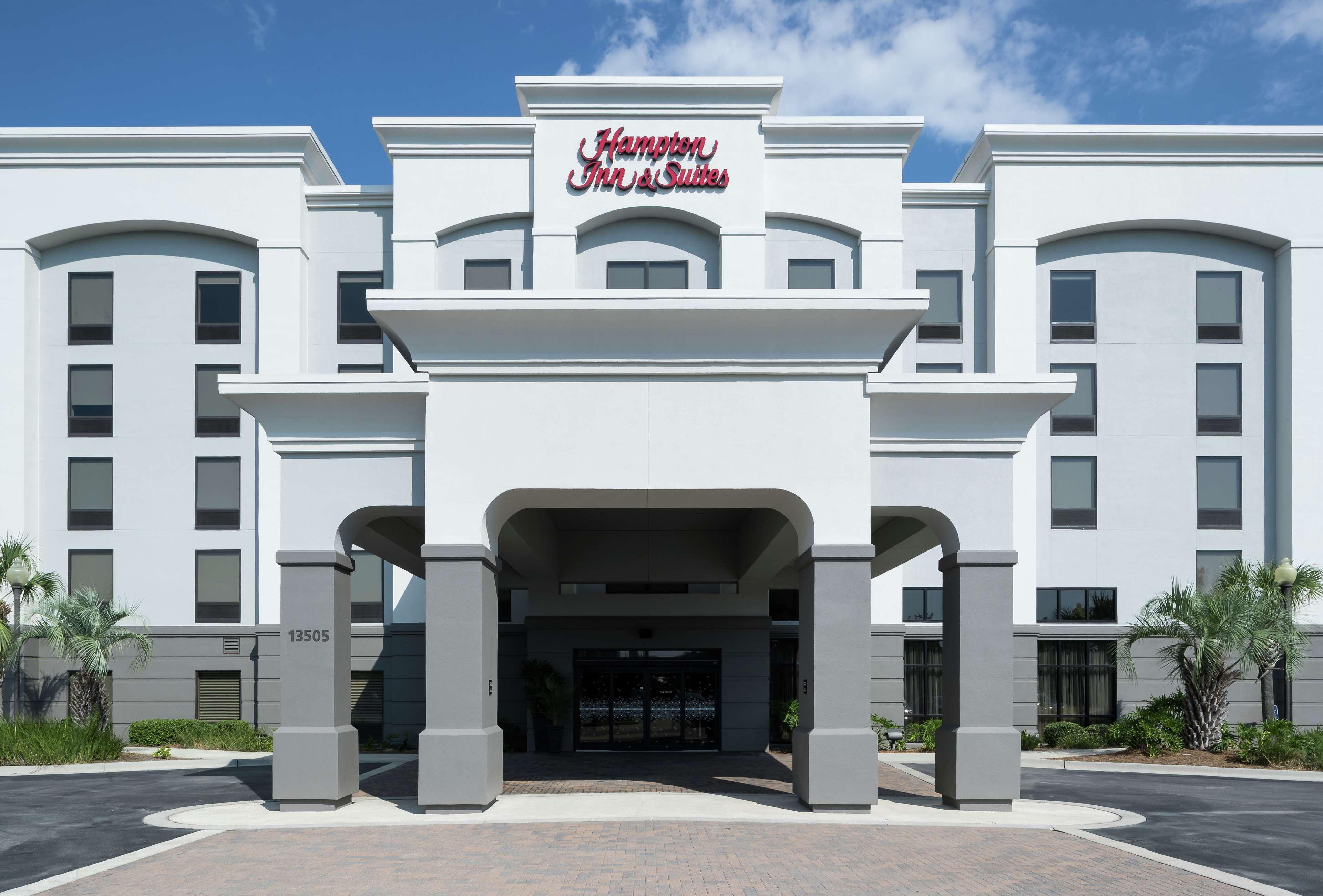 Hampton Inn & Suites Panama City Beach-Pier Park Area Exterior photo